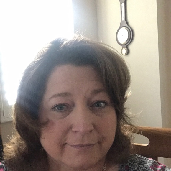 Meet your Posher, Tina - Picture 1 of 1